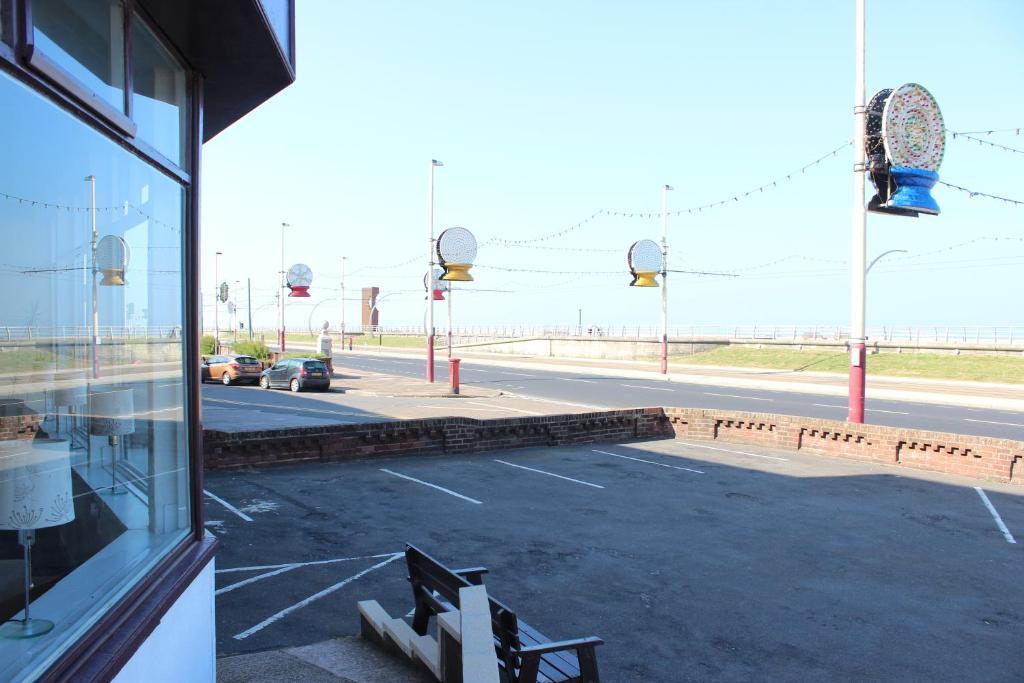 The Colwyn - Near Pleasure Hotel 2*