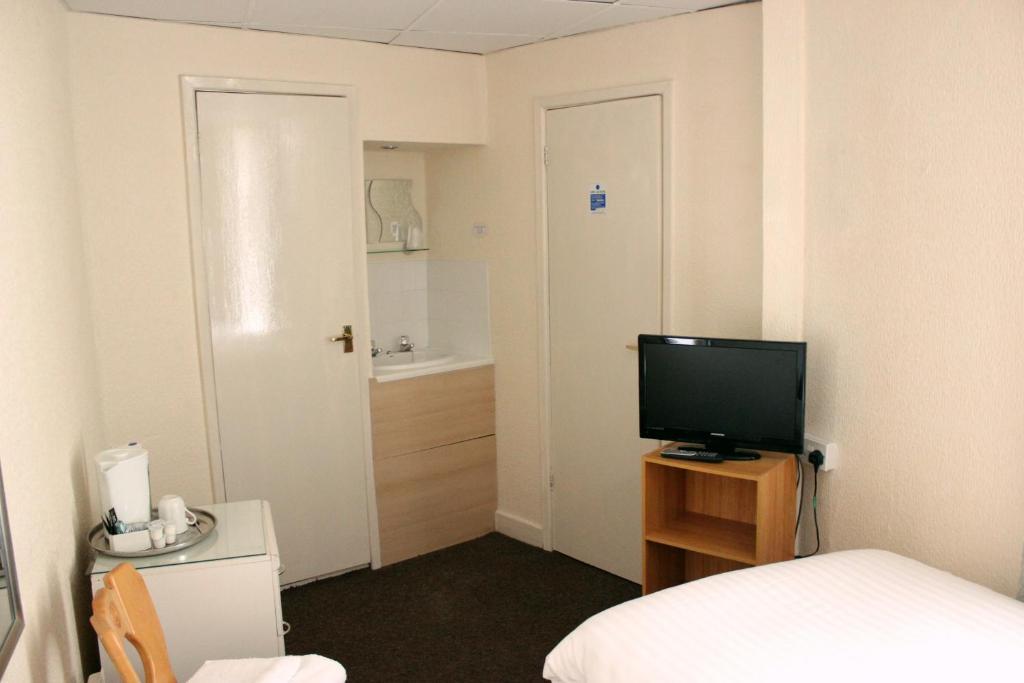 Hotel The Colwyn - Near Pleasure 2*