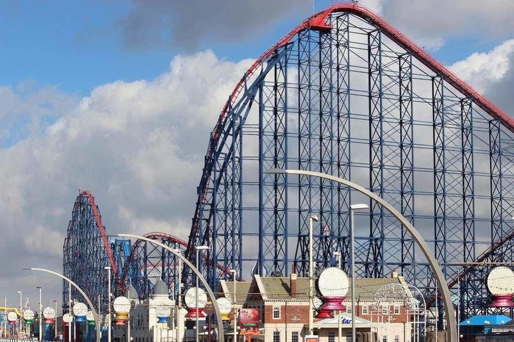The Colwyn - Near Pleasure Hotel Blackpool