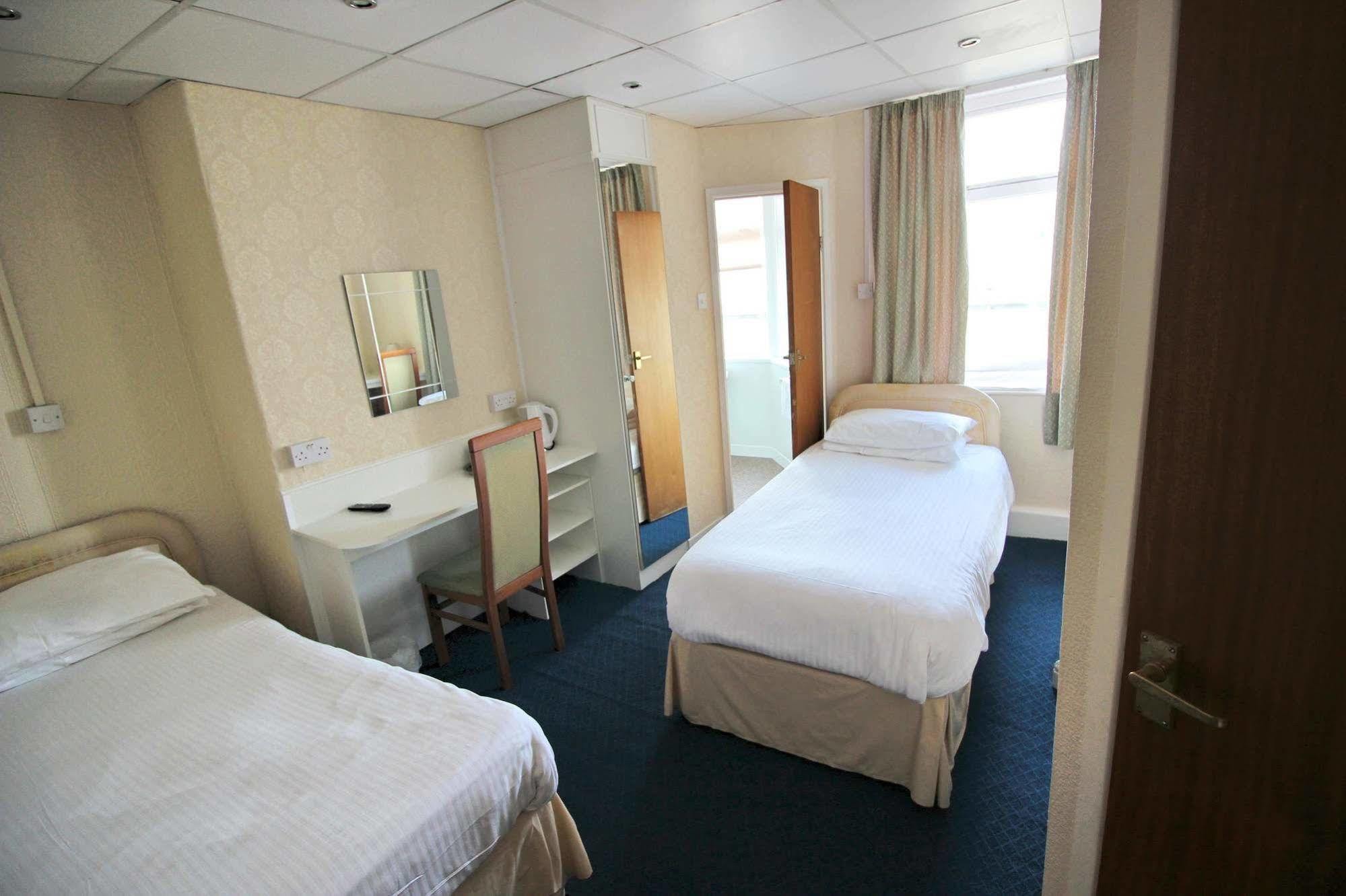The Colwyn - Near Pleasure Blackpool